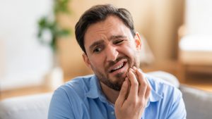 How to Fix a Cracked Tooth