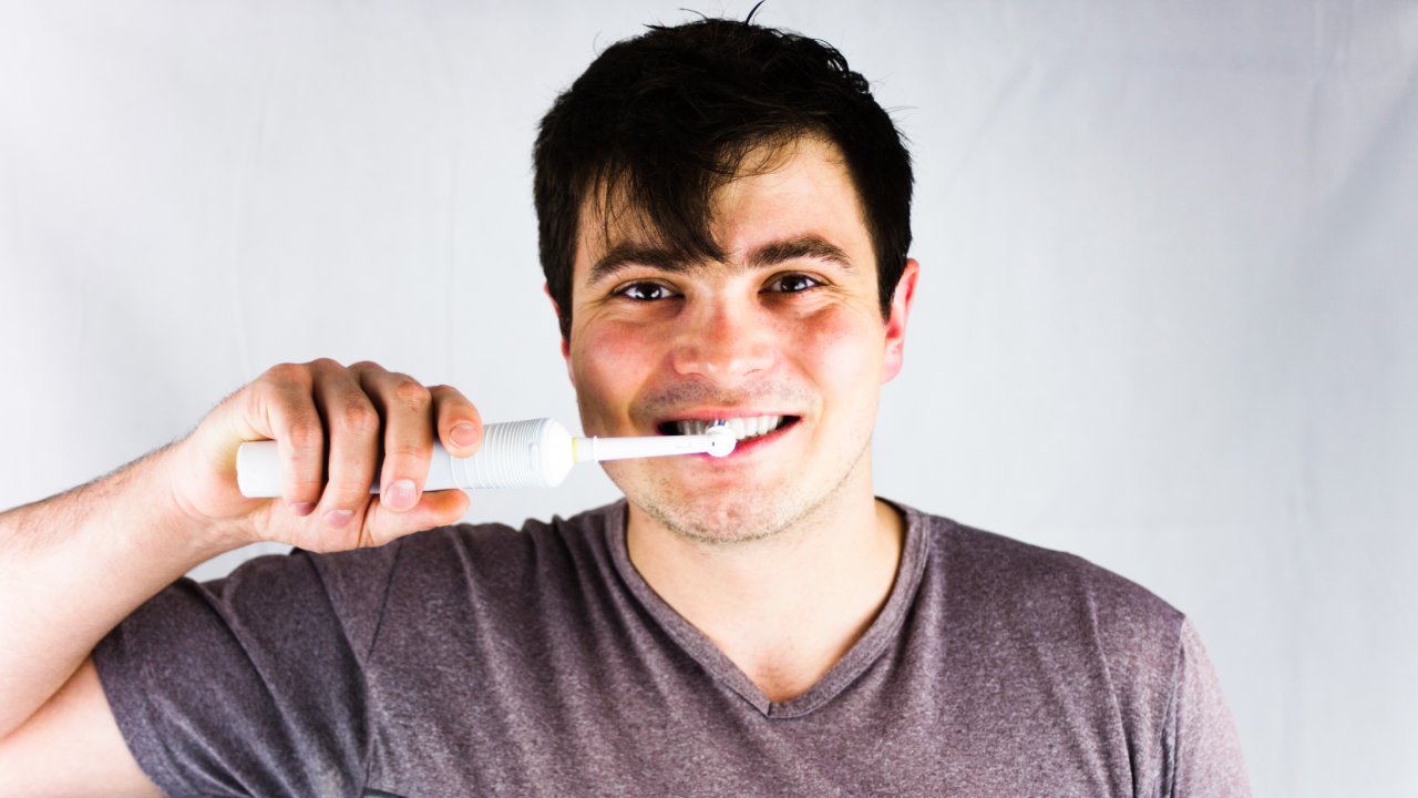 Why You Still Get Plaque Even After Brushing and Flossing